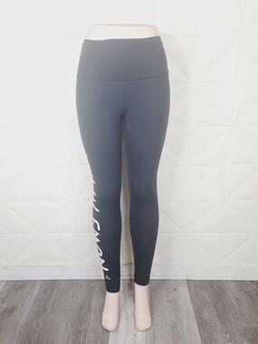 Lululemon Wunder Train High-Rise Tight 25"
Ed Curtis